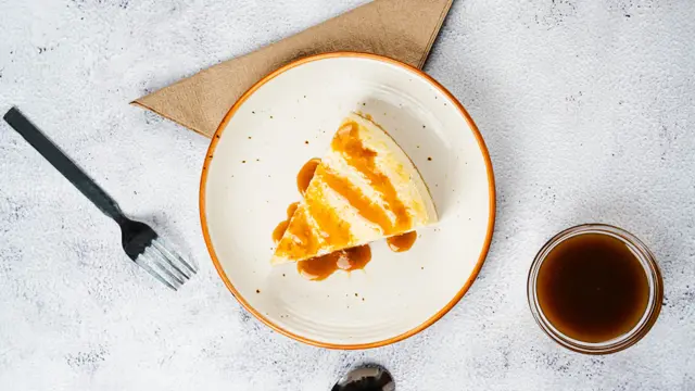 /images/Menu/Desserts/Cheesecakes/Caramel%20Cheese%20Cake.jpg